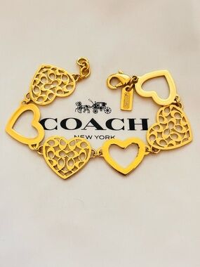 EXTREMELY RARE Coach Y2K Heart Charm Bracelet